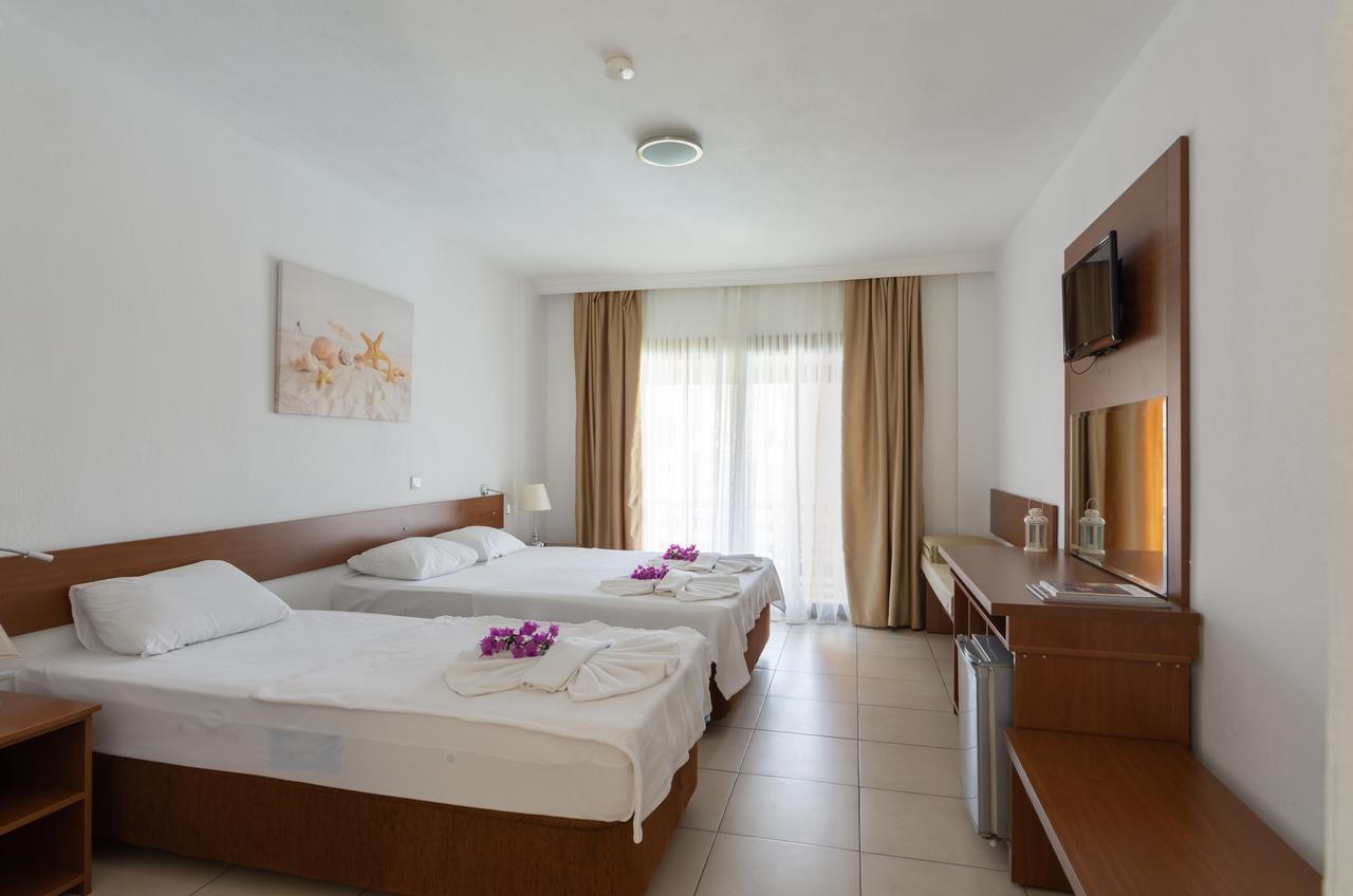 Selvi Beach Hotel Türkbükü Extérieur photo